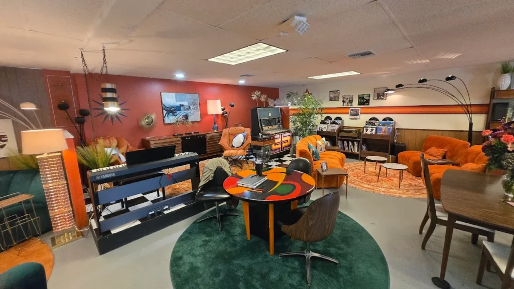 Atomic Cat Cafe interior